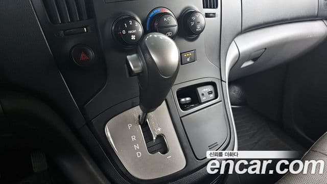 Hyundai Grand Starex Refrigerated Truck, 2015 9