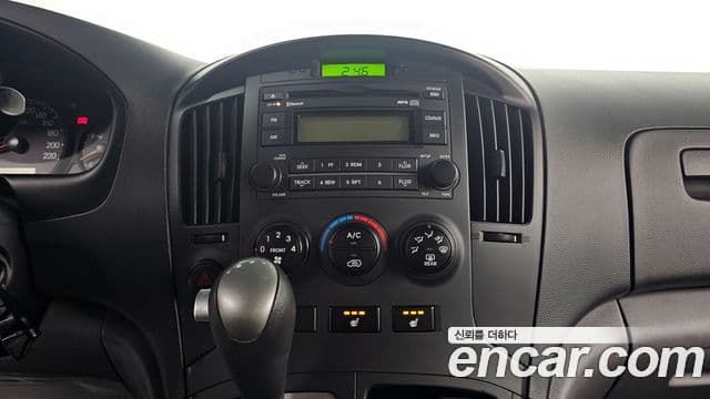 Hyundai Grand Starex Refrigerated Truck, 2015 13