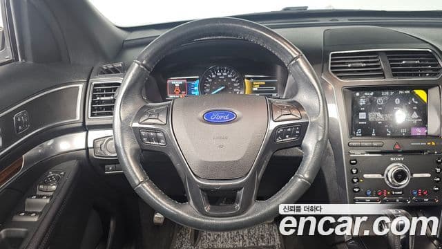 Ford Explorer 5세대, 2018 13