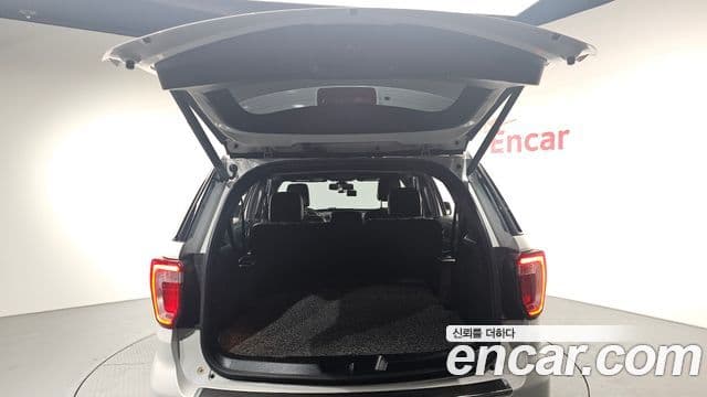 Ford Explorer 5세대, 2018 20