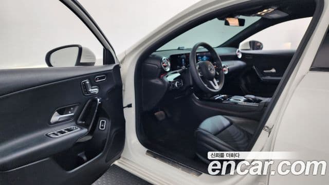 Mercedes-Benz A-класс W177 A250 4MATIC седан, 2020 10