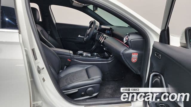 Mercedes-Benz A-класс W177 A250 4MATIC седан, 2020 11