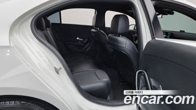 Mercedes-Benz A-класс W177 A250 4MATIC седан, 2020 12