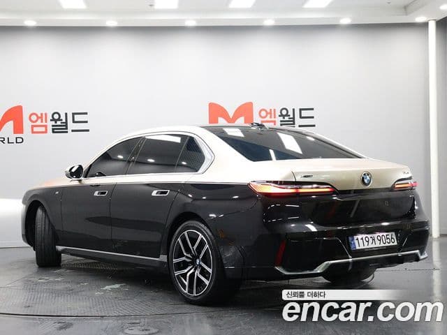 BMW 7시리즈 (G70) 740i xDrive M Sport, 2025 9
