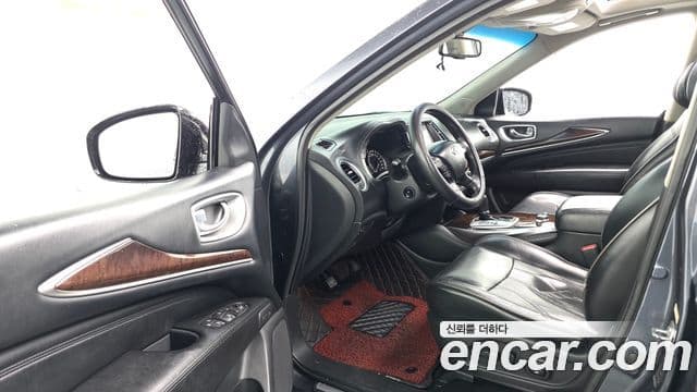 Infiniti JX35 1세대, 2013 11