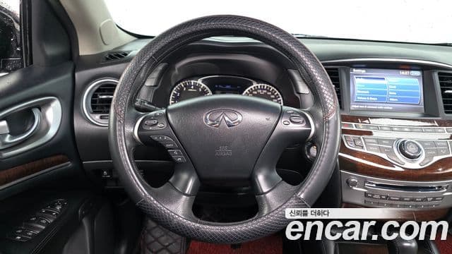 Infiniti JX35 1세대, 2013 13