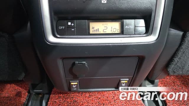 Infiniti JX35 1세대, 2013 19