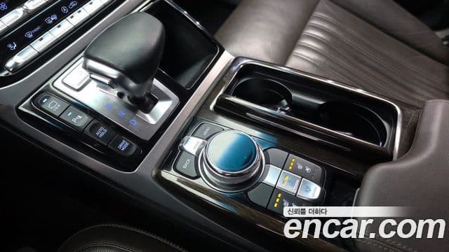 Genesis EQ900 Premium Luxury, 2018 9