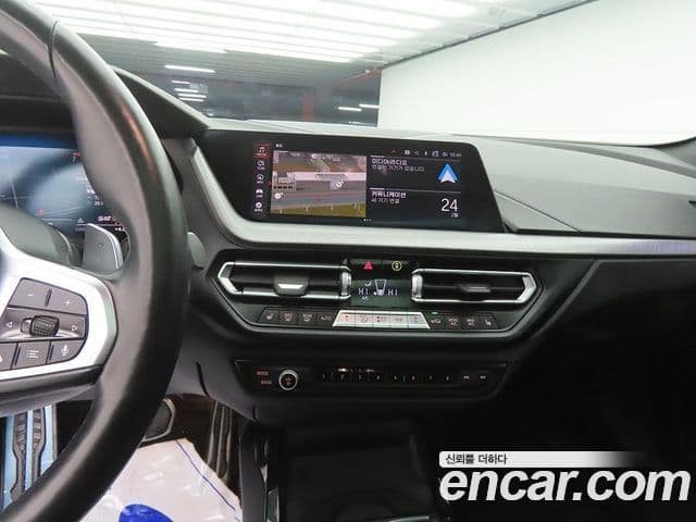 BMW 1시리즈 (F40) 120i M Sport, 2023 9