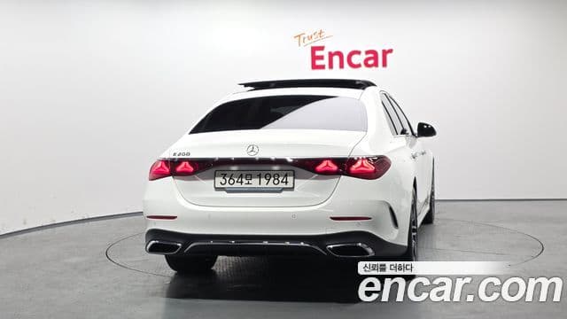 Mercedes-Benz E-класс W214 AMG Line, 2026 4