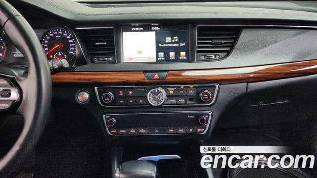 Kia All New K7 3.3 GDI Limited Plus, 2017 14