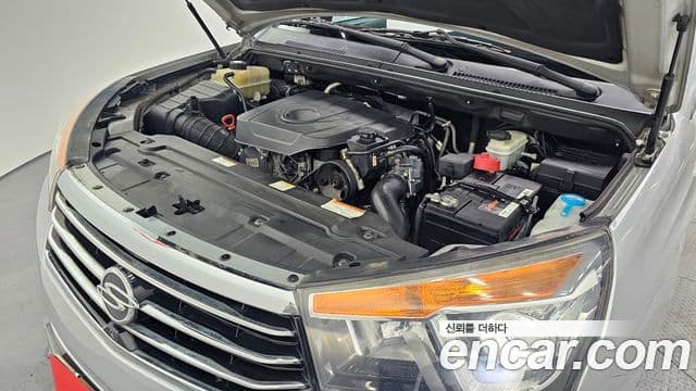 KG모빌리티(SsangYong) Korando 투리스모 high крыша, roof, 2016 6