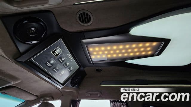 KG모빌리티(SsangYong) Korando 투리스모 high крыша, roof, 2016 19