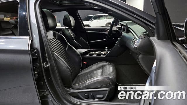 Genesis G70 Sport пакет, 2019 10