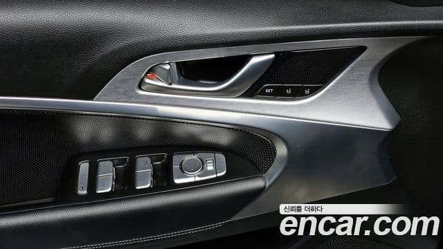 Genesis G70 Sport пакет, 2019 18