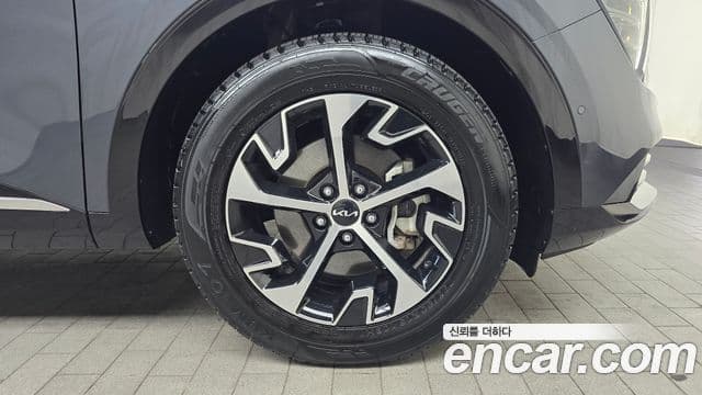 Kia Sportage 5세대 гибрид Signature 2WD, 2022 все фото