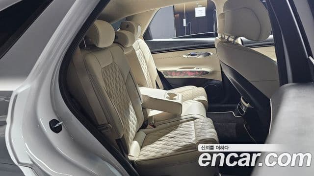 Genesis GV70, 2023 12