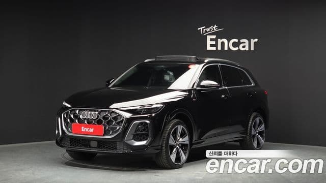 Audi Q5 (80A) 40 TFSI Quattro S Line, 2025 1