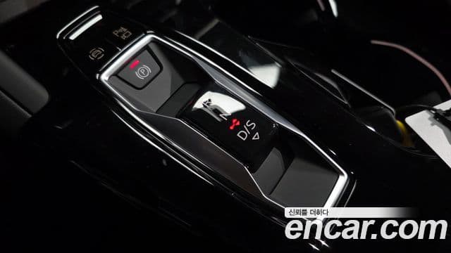 Audi Q5 (80A) 40 TFSI Quattro S Line, 2025 9