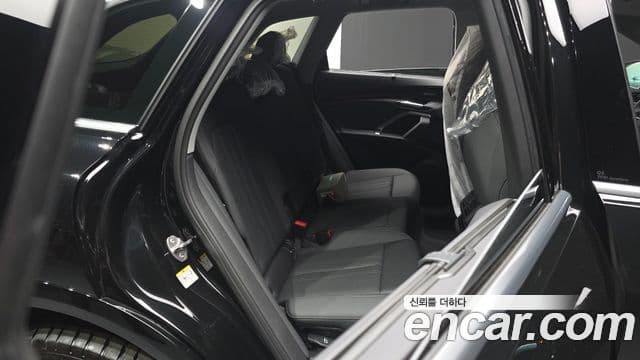 Audi Q5 (80A) 40 TFSI Quattro S Line, 2025 12