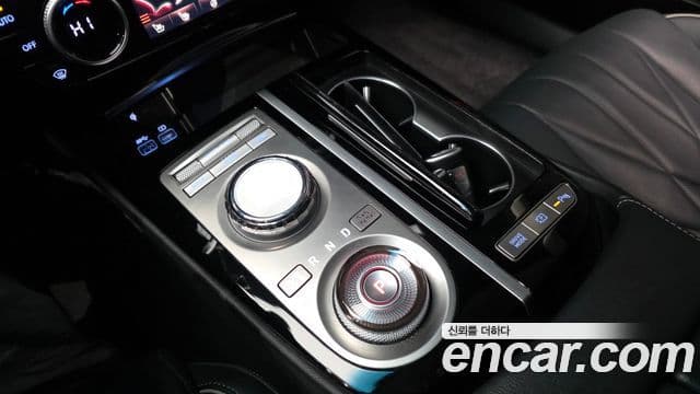 Genesis G80 (RG3) бензин 2.5 турбо AWD, 2023 9