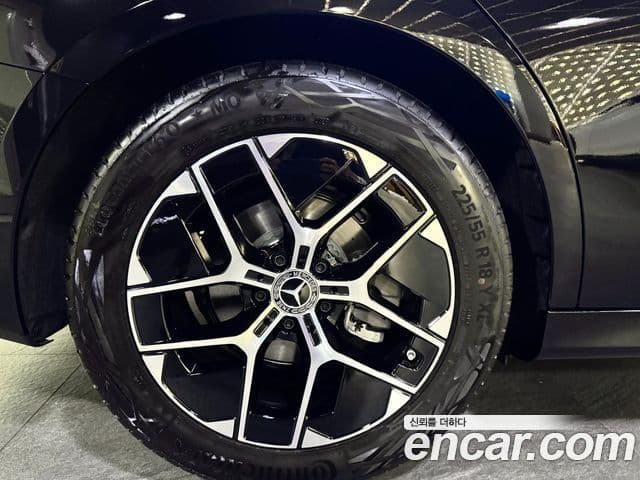 Mercedes-Benz E-класс W214 Avantgarde, 2025 20