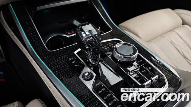 BMW X7 (G07) xDrive 40d M Sport 6인승, 2022 9