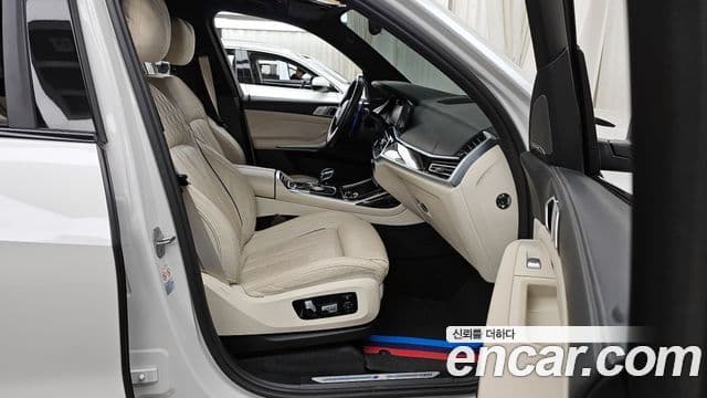 BMW X7 (G07) xDrive 40d M Sport 6인승, 2022 11