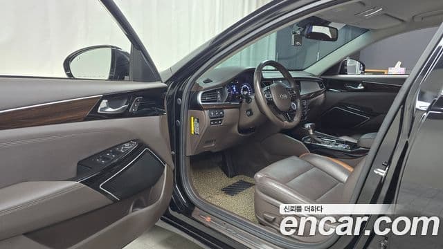 Kia All New K7 Noblesse, 2019 10