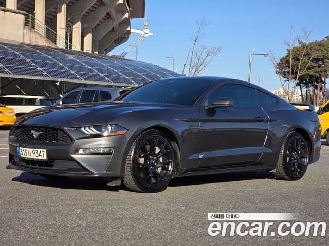 Ford Mustang купе, 2020 1