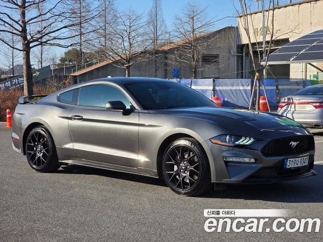 Ford Mustang купе, 2020 2