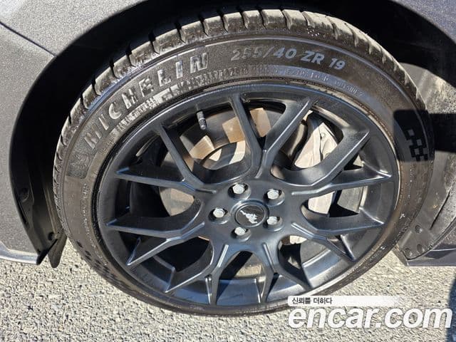 Ford Mustang купе, 2020 6