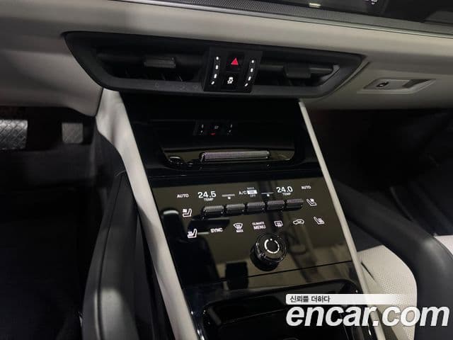 Porsche Cayenne (PO536) 3.0 купе, 2024 12