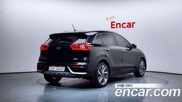 Kia Niro Noblesse, 2017 2