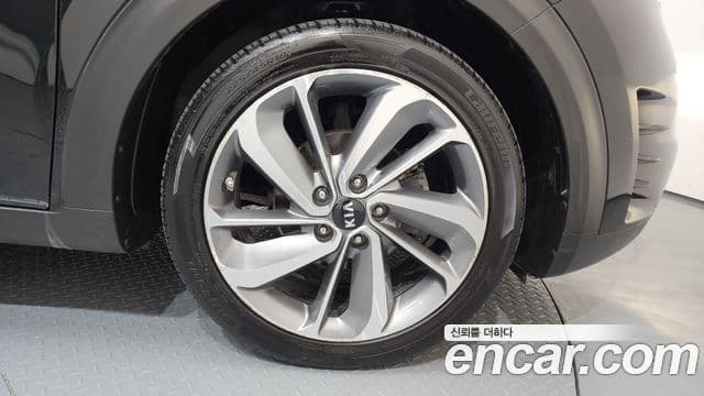 Kia Niro Noblesse, 2017 все фото