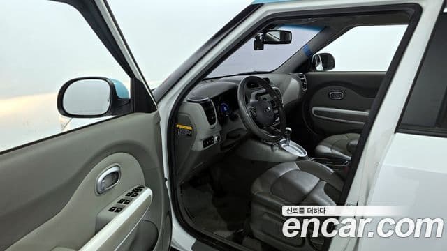 Kia Soul EV, 2015 10