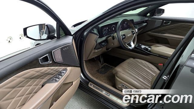 Kia K8 гибрид Signature, 2022 10