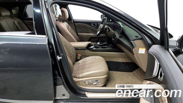 Kia K8 гибрид Signature, 2022 11