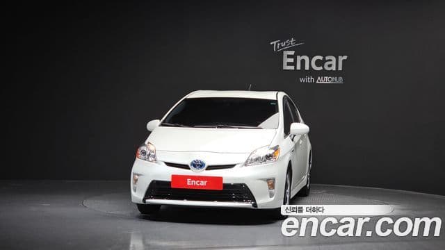 Toyota 프리우스 1.8 E, 2014 3