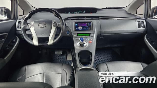 Toyota 프리우스 1.8 E, 2014 7
