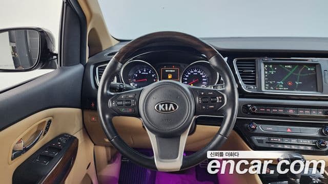 Kia All New Carnival President, 2016 13