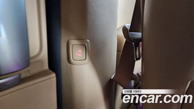 Kia All New Carnival President, 2016 18