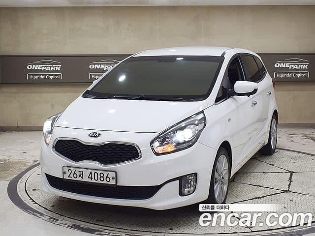 Kia All New Carens Luxury, 2014 1