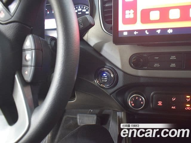 Kia All New Carens Luxury, 2014 18