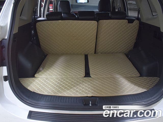 Kia All New Carens Luxury, 2014 20