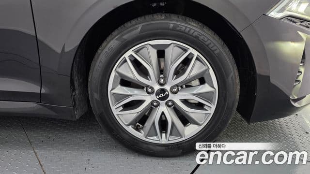 Kia K5 гибрид 3세대 Noblesse, 2023 все фото