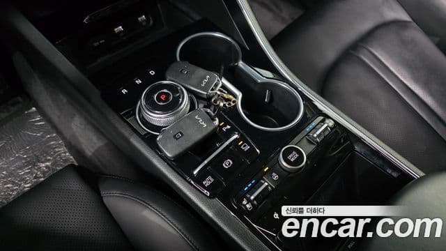 Kia K5 гибрид 3세대 Noblesse, 2023 9