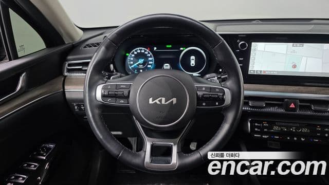 Kia K5 гибрид 3세대 Noblesse, 2023 13