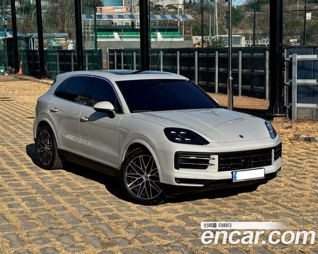 Porsche Cayenne (PO536), 2024 4