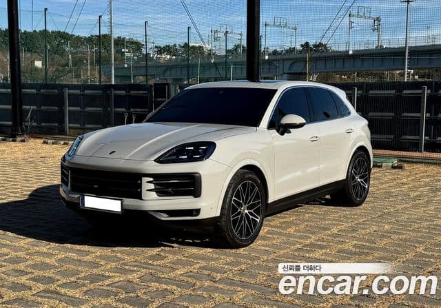 Porsche Cayenne (PO536), 2024 6